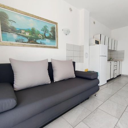 Apartmani Irena Veprinac Екстер'єр фото
