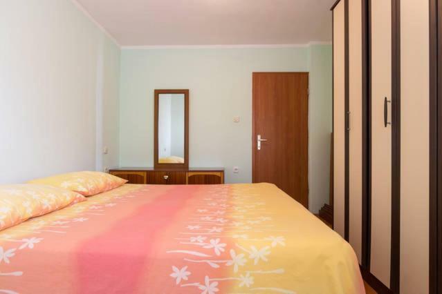 Apartmani Irena Veprinac Екстер'єр фото