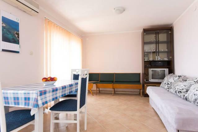 Apartmani Irena Veprinac Екстер'єр фото